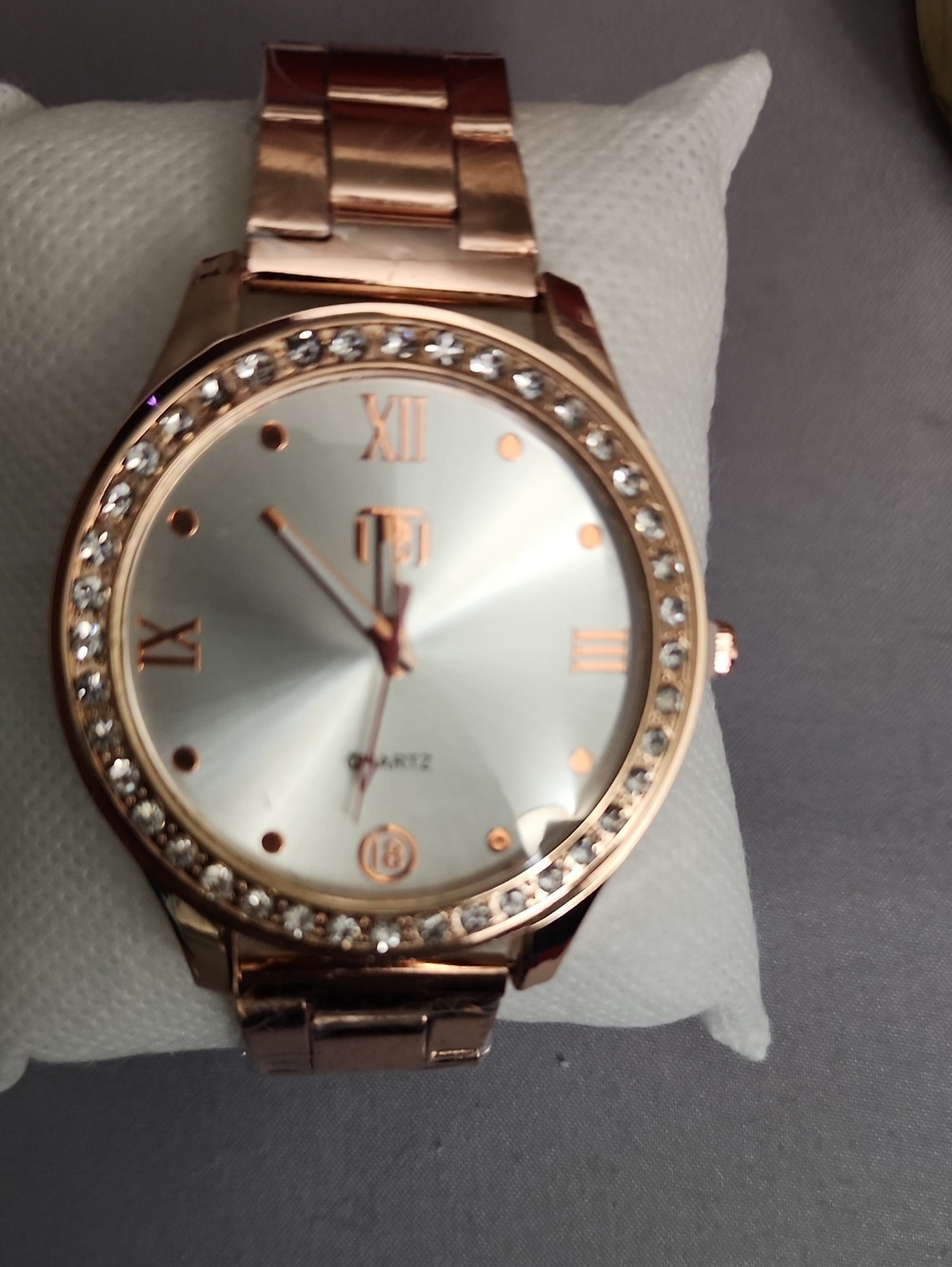 Rose Gold Crystal Bezel Women's Quartz Bracelet Watch